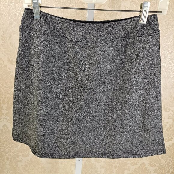 Oyaniki Size Medium Heather Gray Skort Elastic Waistband Exercise Sport Golf EUC - Picture 1 of 10